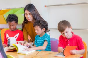 boost-learning-with-bilingual-montessori-methods